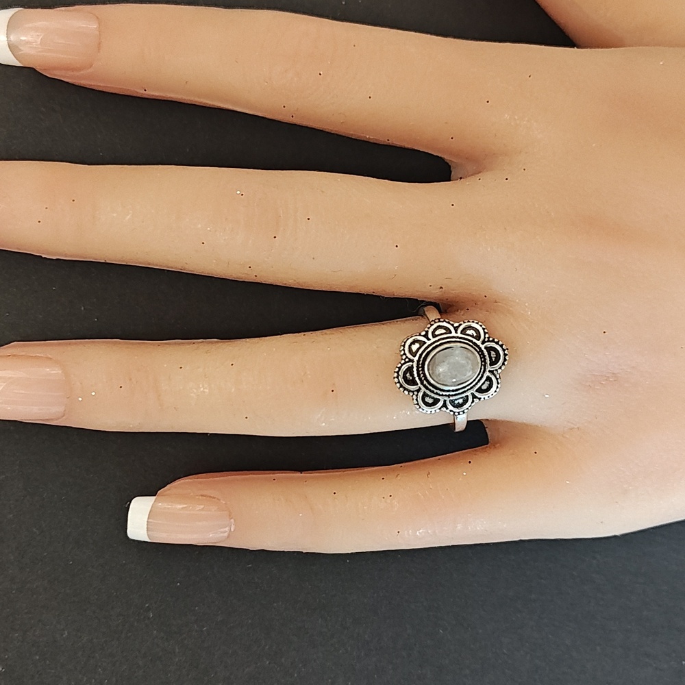 Rainbow Moonstone Ring - Size 6 3/4 - Picture 7 of 7
